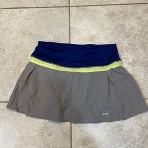 Fit2Run F2R Colorblock Pleated Running Skort L
